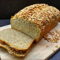 Bild zum Rezept "Saftiges Haferflocken-Mischbrot mit Apfel"