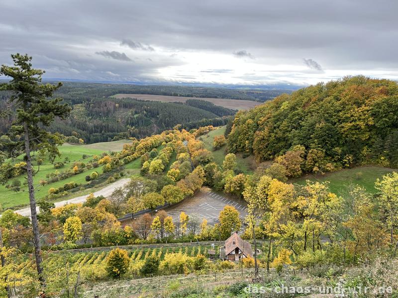 Blick auf das Weinberghaus von der Leuchtenburg