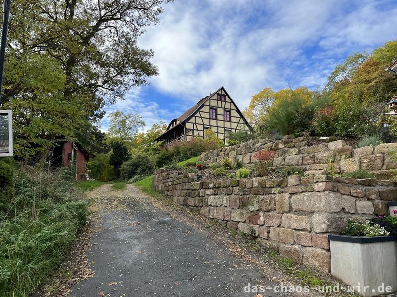 Fachwerkhaus am Fuße der Leuchtenburg